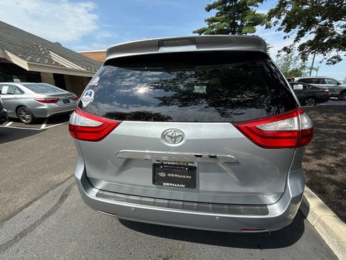 Used 2015 Toyota Sienna Limited Premium w/ Advanced Technology Package FWD image 5