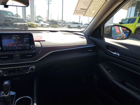 Certified 2024 Nissan Altima 2.5 SV image 23