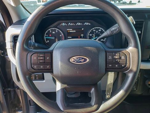 Used 2024 Ford F250 XLT image 17
