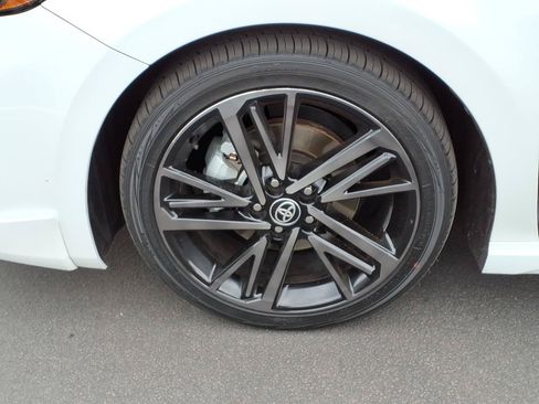 Certified 2025 Toyota Camry XSE FWD image 9