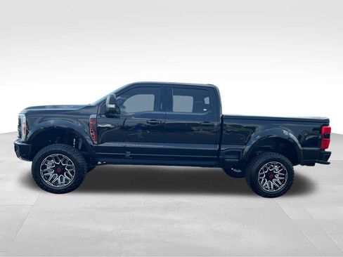 Used 2023 Ford F250 Lariat w/ Lariat Ultimate Package AWD/4WD image 2