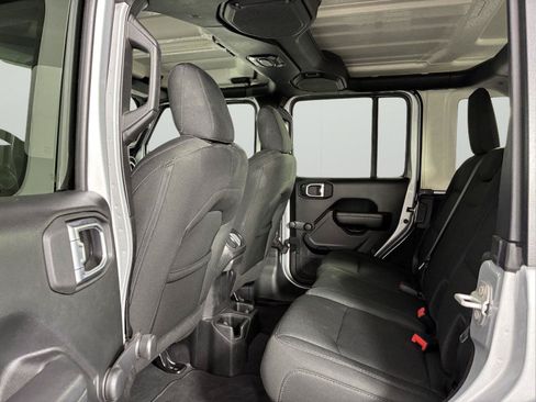 Used 2022 Jeep Wrangler Unlimited Sport AWD/4WD image 64