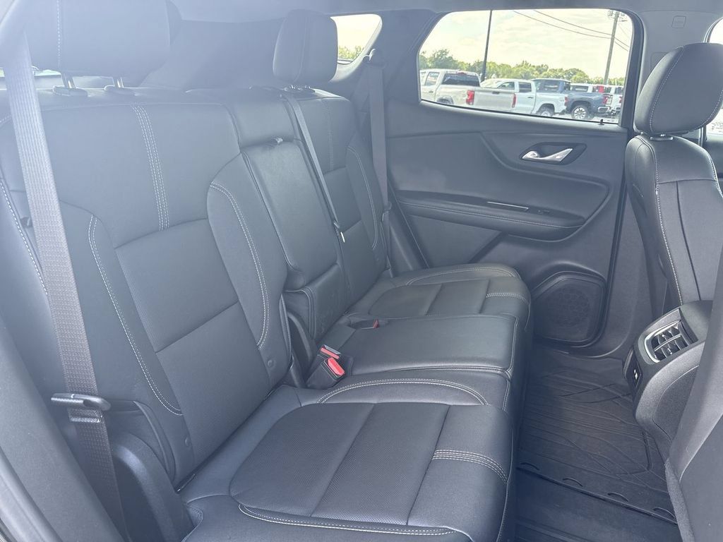 Certified 2024 Chevrolet Blazer LT w/ Midnight/Sport Edition FWD image 25