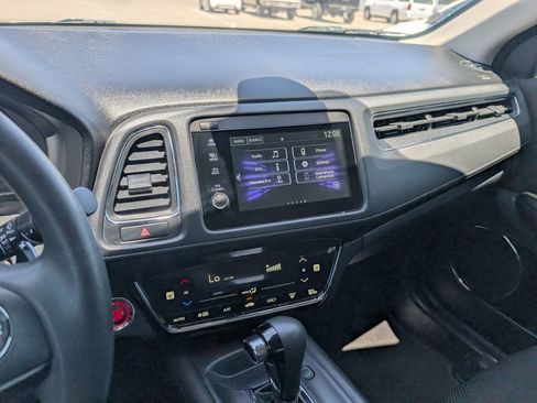 Used 2022 Honda HR-V EX image 17