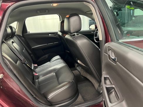 Used 2007 Chevrolet Impala LT FWD image 10