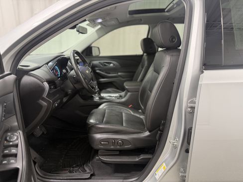 Used 2020 Chevrolet Traverse Premier w/ Redline Edition image 15