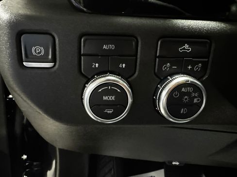 Used 2022 GMC Sierra 1500 Elevation AWD/4WD image 37