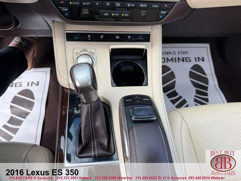 Used 2016 Lexus ES 350 w/ Luxury Package w/Wood Trim FWD image 22
