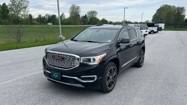 Certified 2019 GMC Acadia Denali w/ Technology Package AWD/4WD image 10