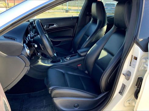 Used 2019 Mercedes-Benz CLA 250 CLA 250 image 8