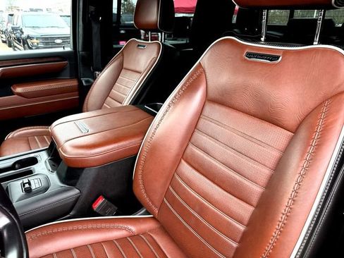 Used 2024 GMC Sierra 2500 Denali Ultimate image 10