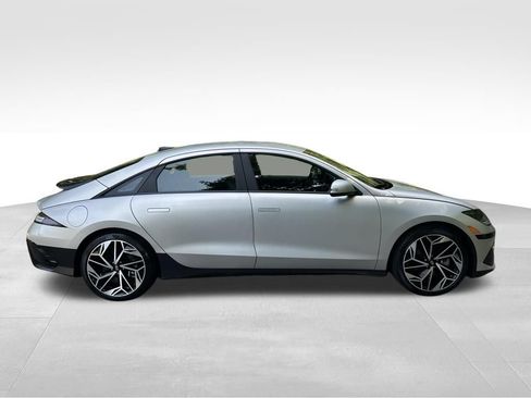 Used 2024 Hyundai Ioniq 6 SEL AWD/4WD image 7
