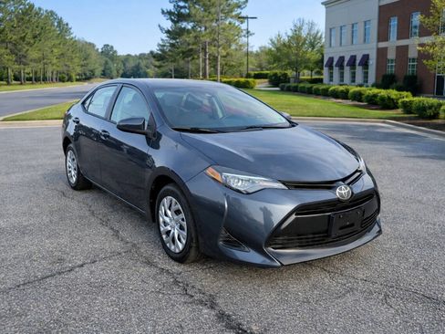 Used 2019 Toyota Corolla LE FWD image 8