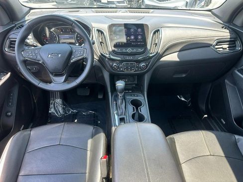 Used 2023 Chevrolet Equinox Premier AWD/4WD image 13