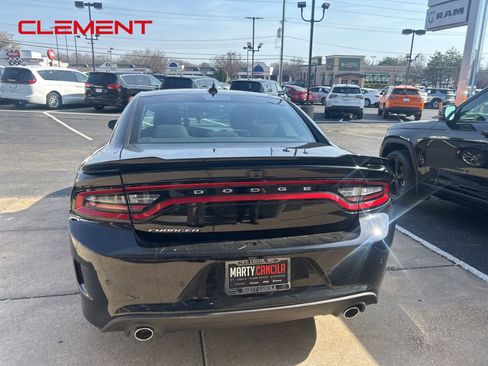 Used 2023 Dodge Charger GT w/ Technology Group RWD image 6