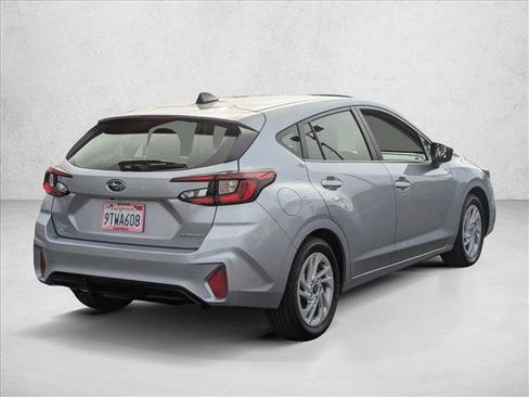 Certified 2025 Subaru Impreza 2.0i image 5