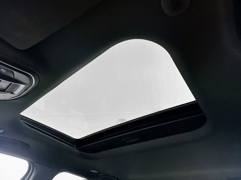 New 2025 Jeep Grand Cherokee Altitude image 14