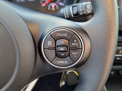 Certified 2021 Kia Soul LX FWD image 28