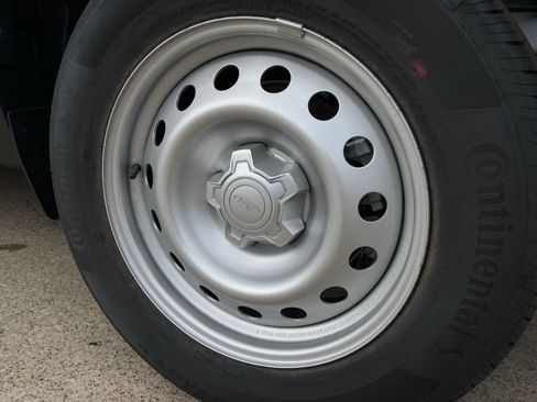 New 2025 Ford Maverick XL w/ Equipment Group 101A image 43