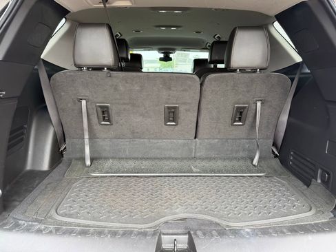 Used 2021 Chevrolet Traverse RS FWD image 5