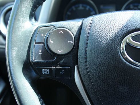 Used 2018 Toyota RAV4 XLE FWD image 18