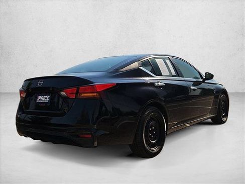 Used 2023 Nissan Altima 2.5 S FWD image 5