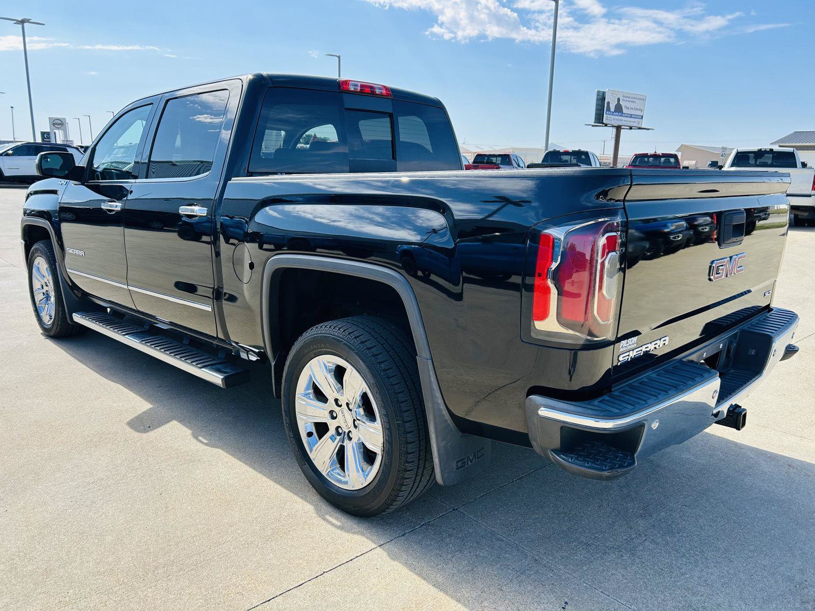 Used 2017 GMC Sierra 1500 SLT AWD/4WD image 33