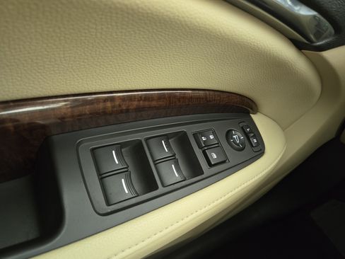 Used 2017 Acura MDX SH-AWD image 31
