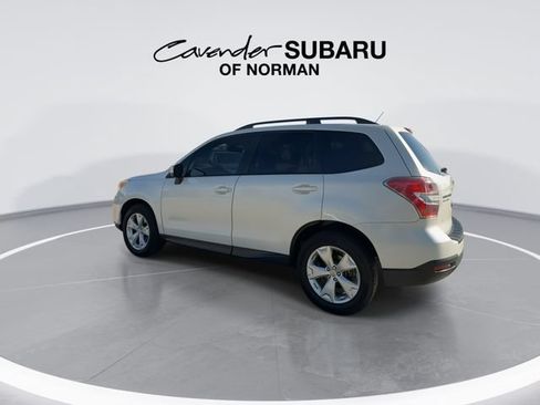 Used 2015 Subaru Forester 2.5i Premium AWD/4WD image 7