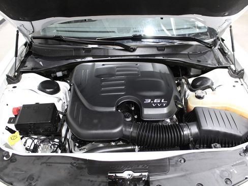 Used 2022 Dodge Charger SXT RWD image 24