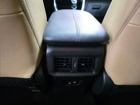 Used 2021 Toyota RAV4 XLE Premium AWD/4WD image 28