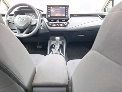 Used 2020 Toyota Corolla LE image 33