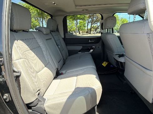 Used 2023 Toyota Tundra Limited image 37