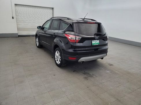 Used 2017 Ford Escape SE w/ Equipment Group 201A AWD/4WD image 5