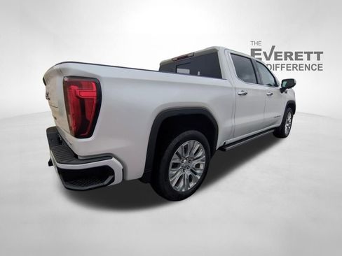 Used 2022 GMC Sierra 1500 Denali w/ Denali Premium Package image 4