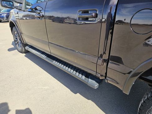 Used 2018 Ford F150 XLT w/ Equipment Group 302A Luxury image 10