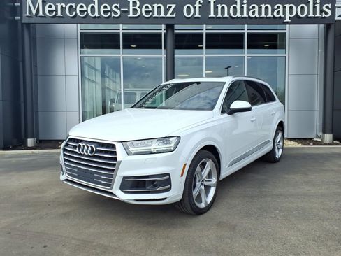 Used 2019 Audi Q7 3.0T Prestige image 1