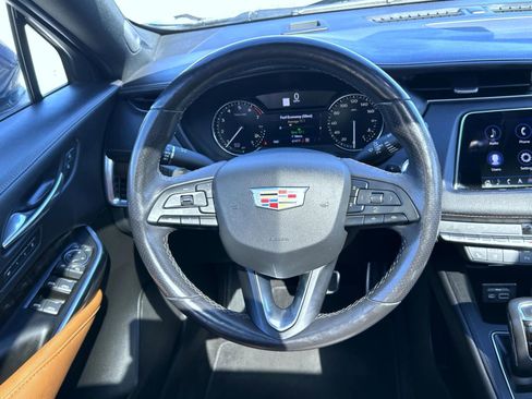 Used 2019 Cadillac XT4 Sport AWD/4WD image 15