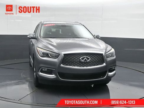 Used 2017 INFINITI QX60 Luxe w/ Premium Plus Package AWD/4WD image 5