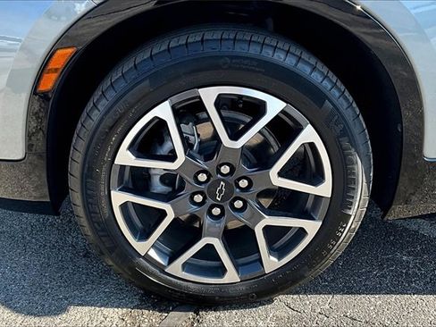 Used 2025 Chevrolet Blazer RS image 34