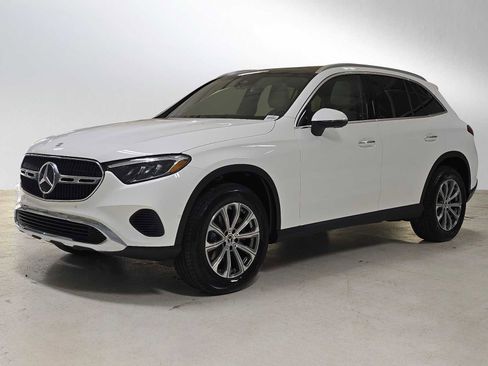 Used 2026 Mercedes-Benz GLC 300 4MATIC image 7