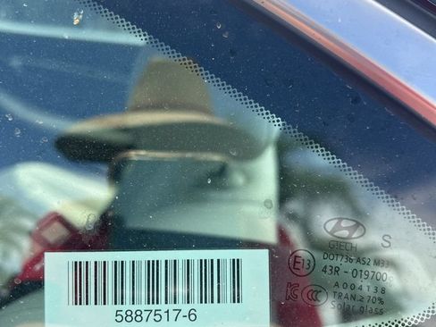 Used 2025 Hyundai Sonata SEL FWD image 2