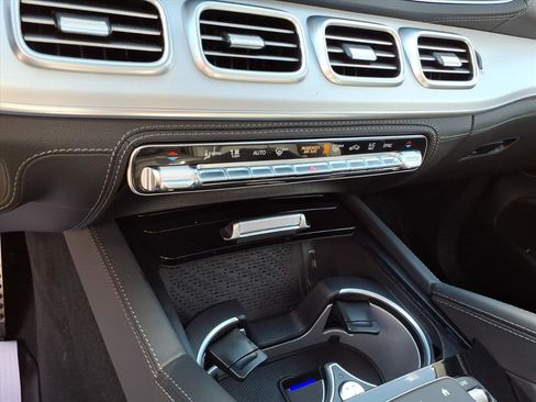 New 2026 Mercedes-Benz GLS 450 4MATIC image 17