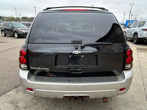 Used 2008 Chevrolet TrailBlazer LT w/ Sun And Sound Package AWD/4WD image 6