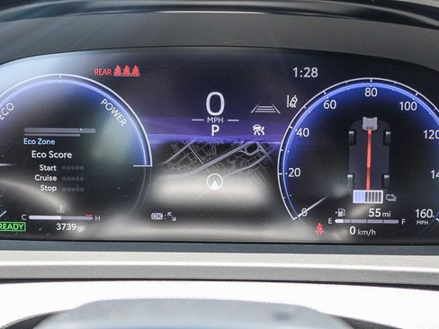 Used 2025 Toyota Crown Signia w/ Advanced Technology Package AWD/4WD image 21