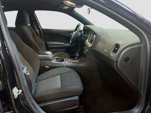 Used 2023 Dodge Charger SXT RWD image 25