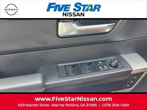 Used 2023 Toyota Tundra Platinum AWD/4WD image 28