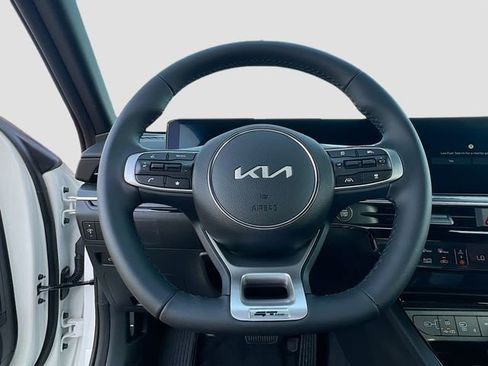 New 2026 Kia K5 GT-Line image 11
