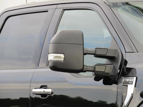 Certified 2022 Ford F150 XLT w/ Equipment Group 302A High image 4