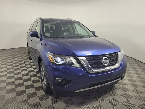 Used 2020 Nissan Pathfinder SL AWD/4WD image 13